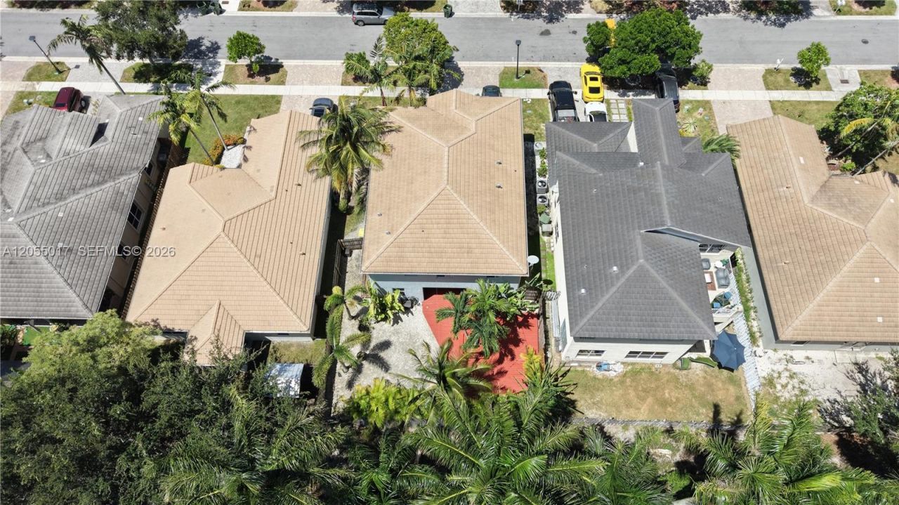 3424 NE 1st St , Homestead, FL 33033 Photo