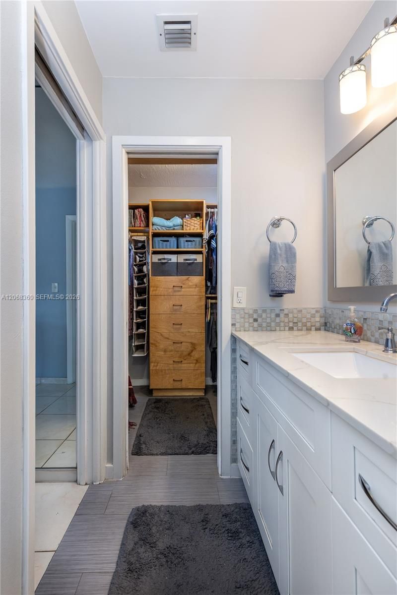 2250 SW 17th Ave , Miami, FL 33145 Photo