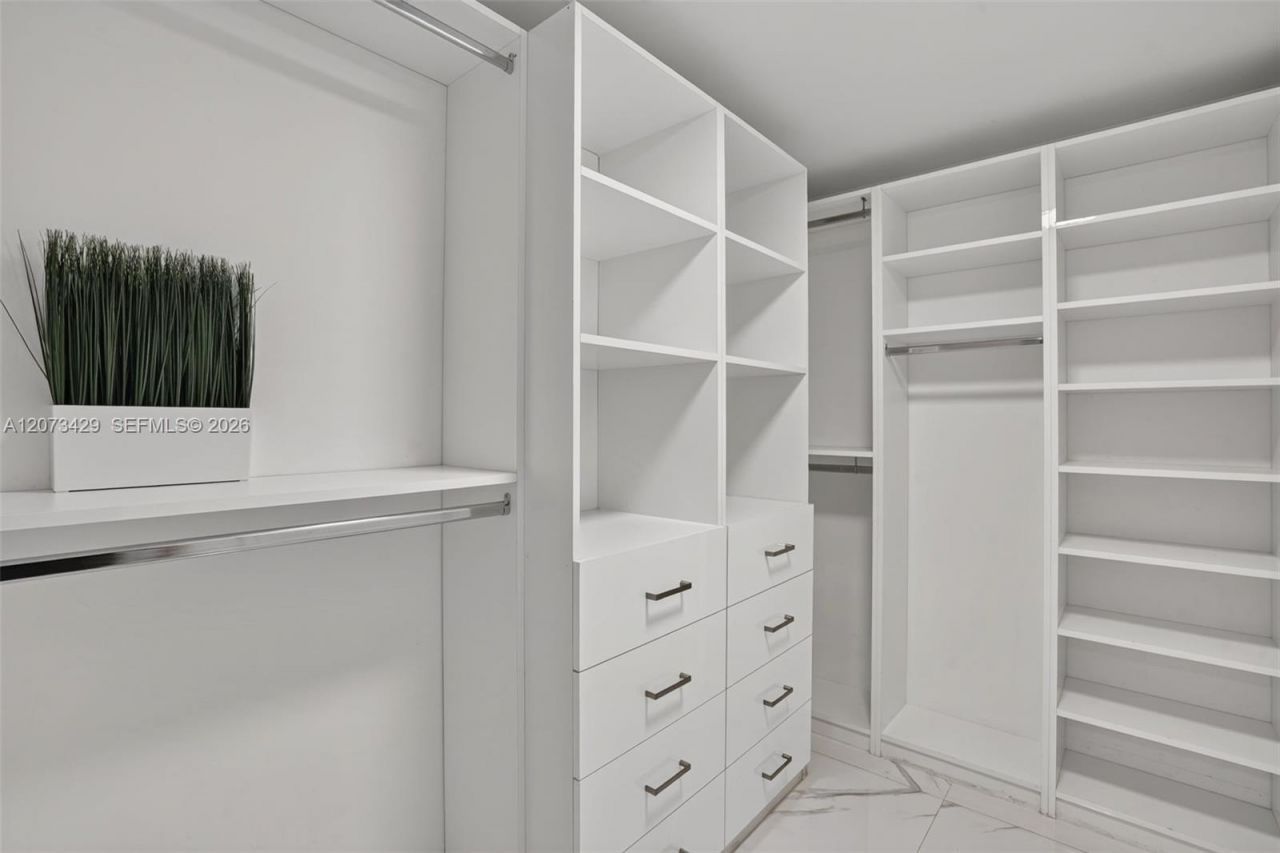 300 Sunny Isles Blvd , Unit 4-1007, Sunny Isles Beach, FL 33160 Photo