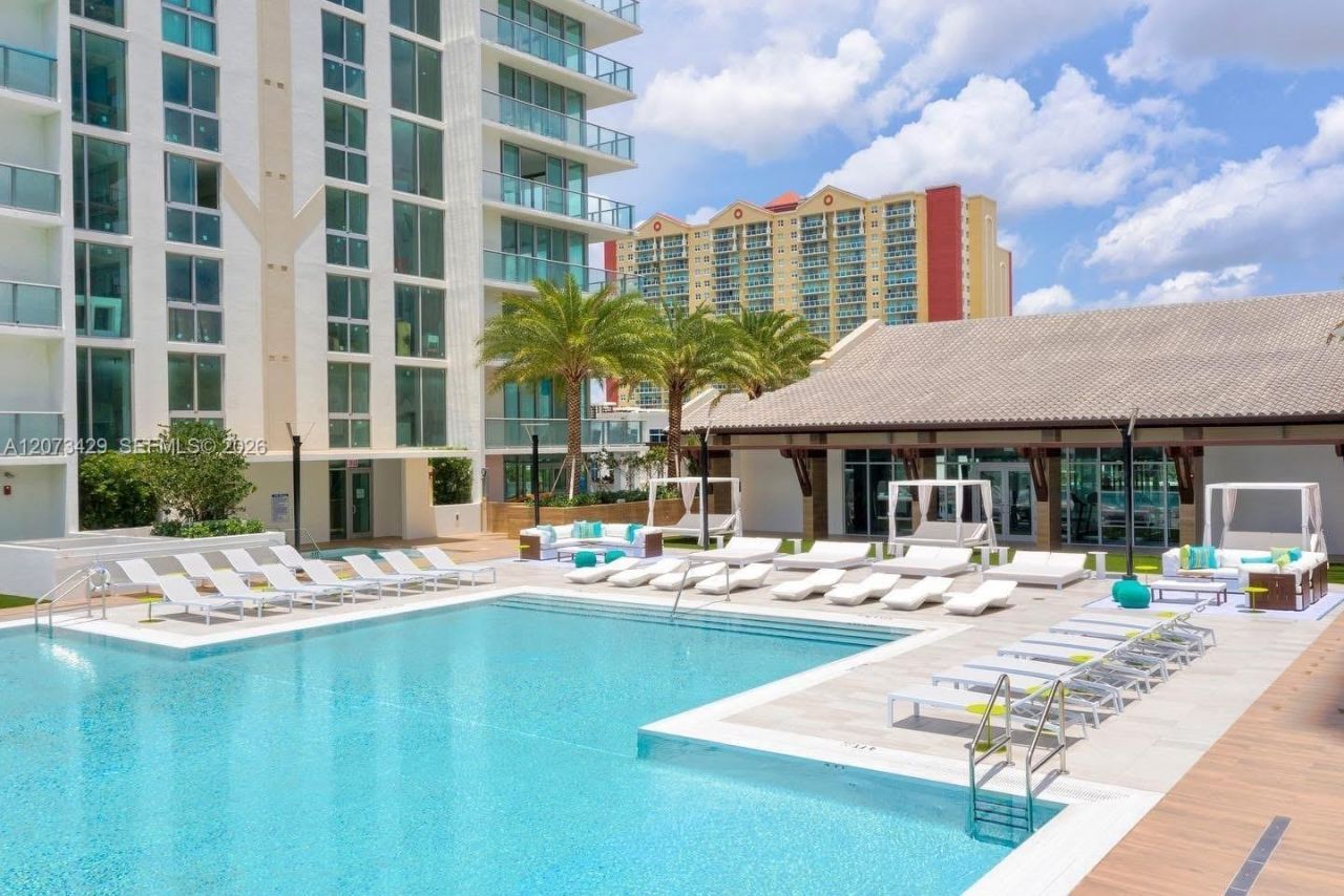 300 Sunny Isles Blvd , Unit 4-1007, Sunny Isles Beach, FL 33160 Photo