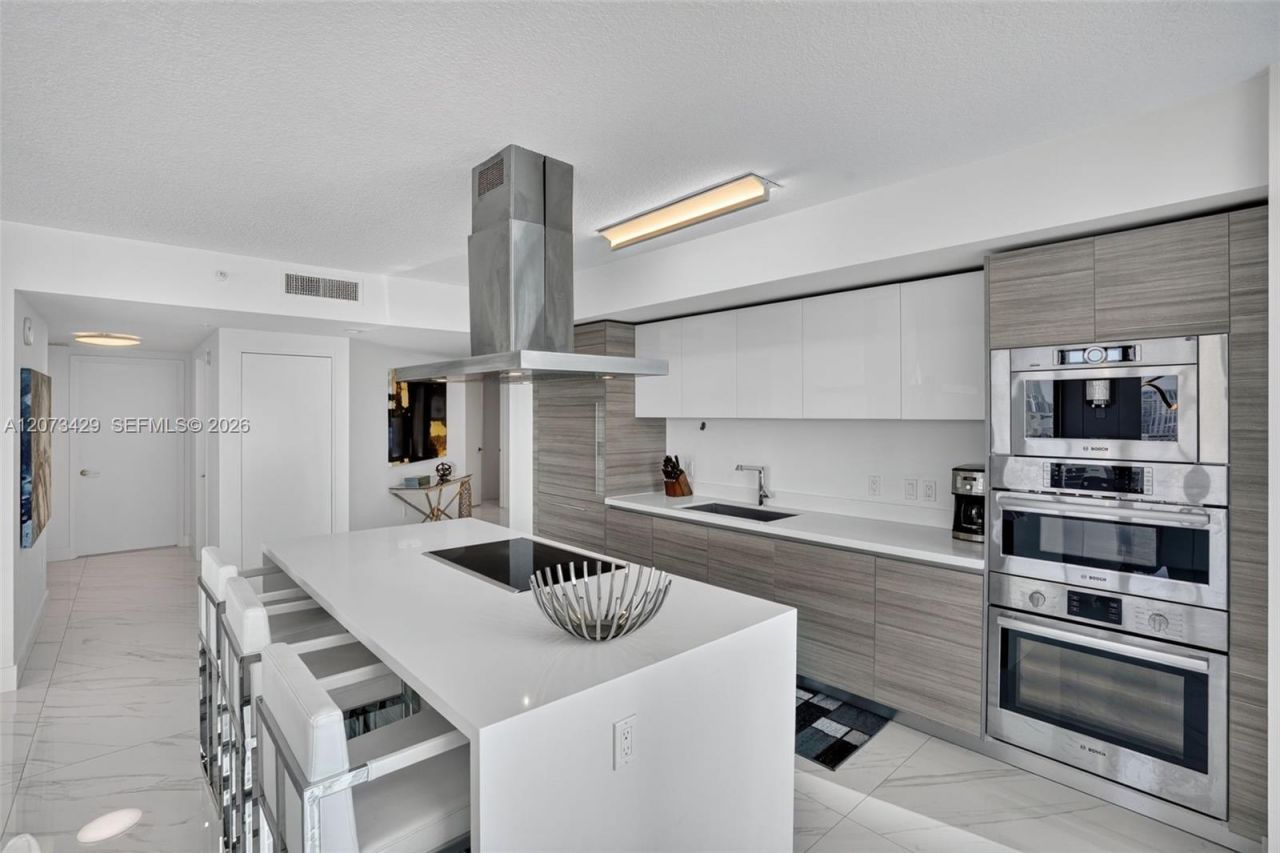 300 Sunny Isles Blvd , Unit 4-1007, Sunny Isles Beach, FL 33160 Photo