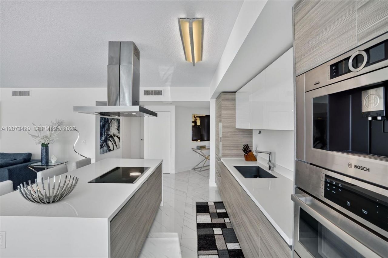 300 Sunny Isles Blvd , Unit 4-1007, Sunny Isles Beach, FL 33160 Photo