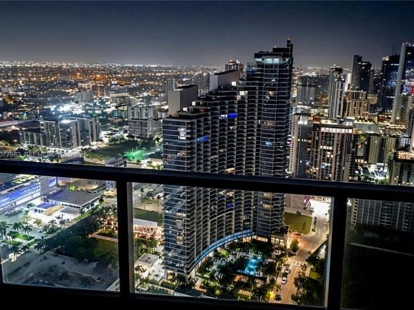 1900 N Bayshore Dr , Unit 5004, Miami, FL 33132