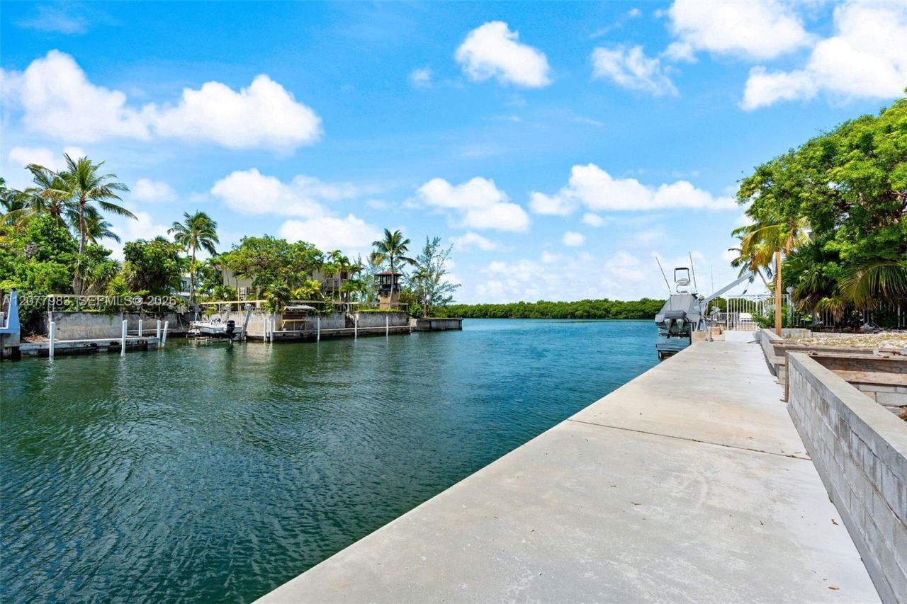 155 Palo De Oro Dr , Islamorada, FL 33036 Photo
