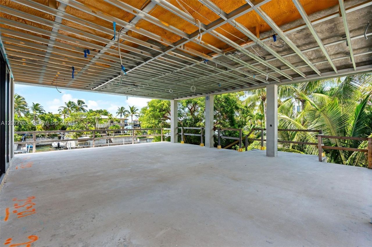 155 Palo De Oro Dr , Islamorada, FL 33036 Photo