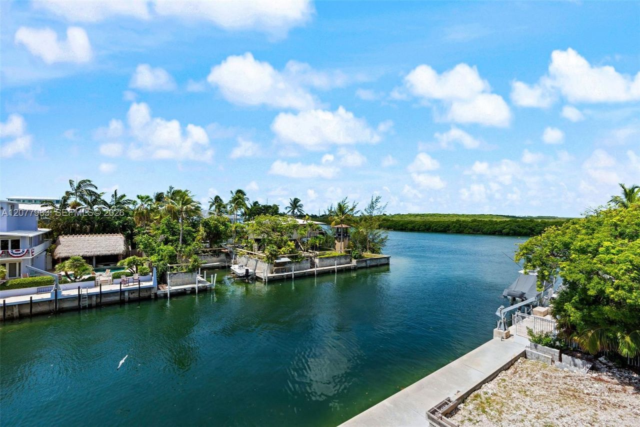155 Palo De Oro Dr , Islamorada, FL 33036 Photo