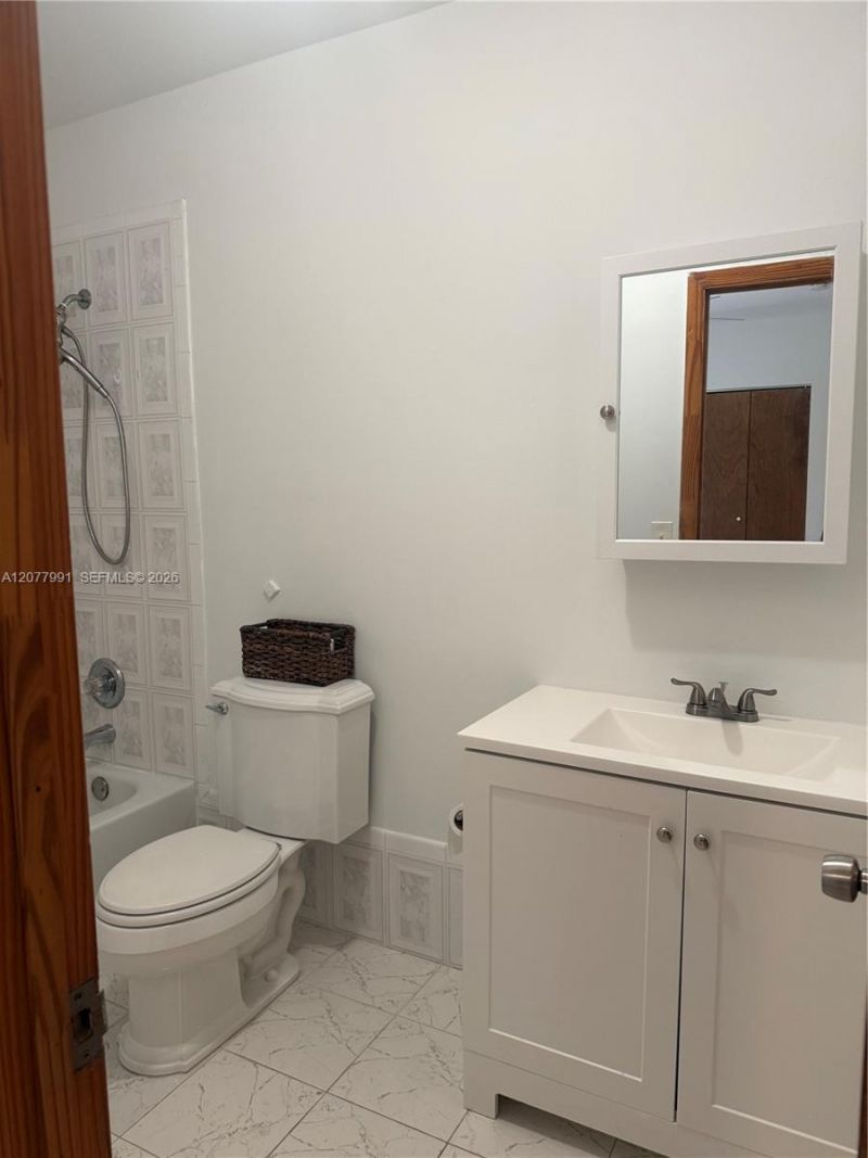 13410 SW 81st St, Unit 2, Miami, FL 33183 Photo