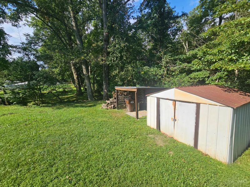 16403 Jeff Lane, Sterling Township, OH 45176 Photo 5