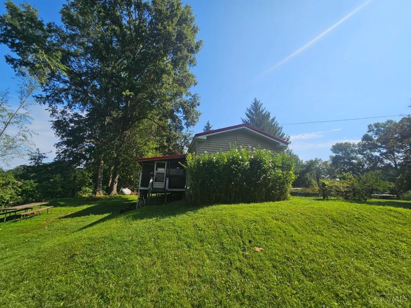 16403 Jeff Lane, Sterling Township, OH 45176 Photo 6