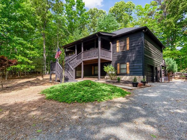 1514 Villa Drive, Ellijay, GA 30540
