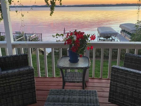 5306 Card Avenue, McFarland, WI 53558