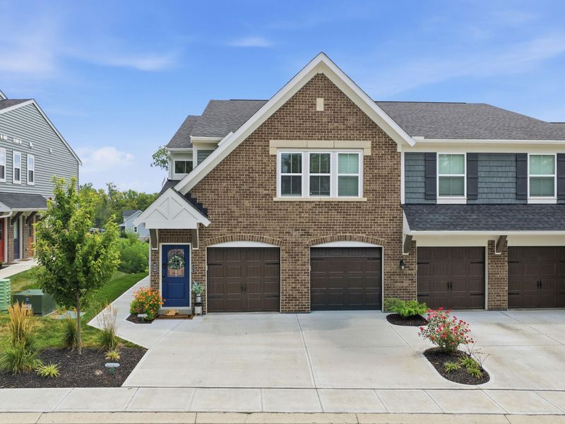 592 Foxhill Drive, Crescent Springs, KY 41017 Photo 1
