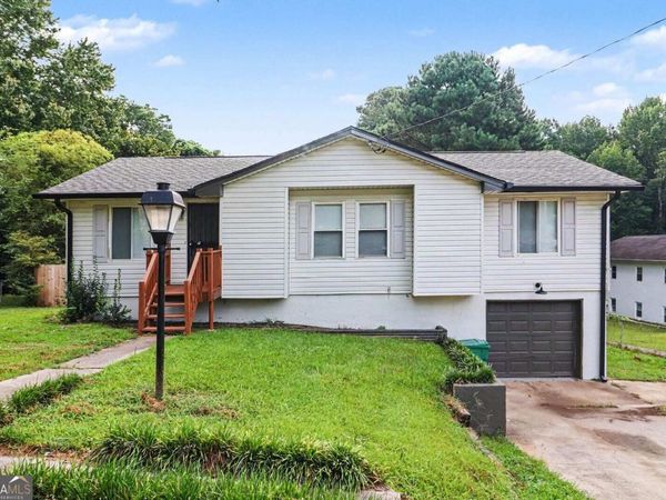 8908 Thomas Road, Jonesboro, GA 30238