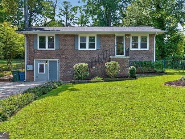 2399 Lakewood Drive NW, Kennesaw, GA 30152