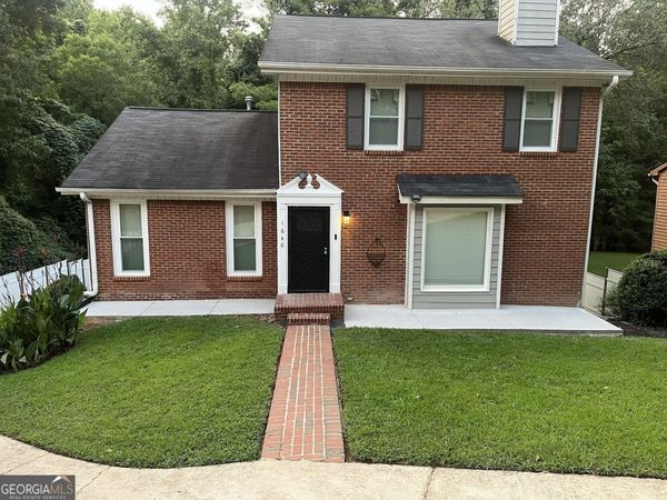 1640 Canberra Drive, Stone Mountain, GA 30088