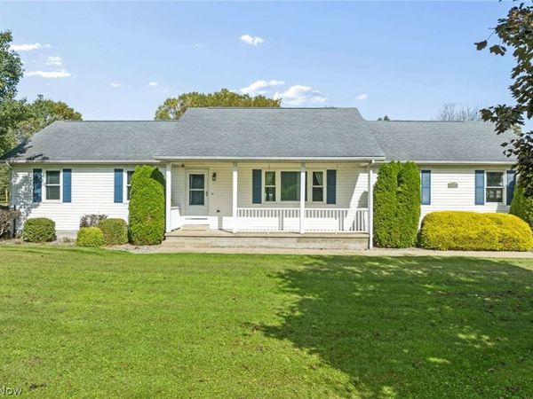 46170 Crestview Road, New Waterford, OH 44445