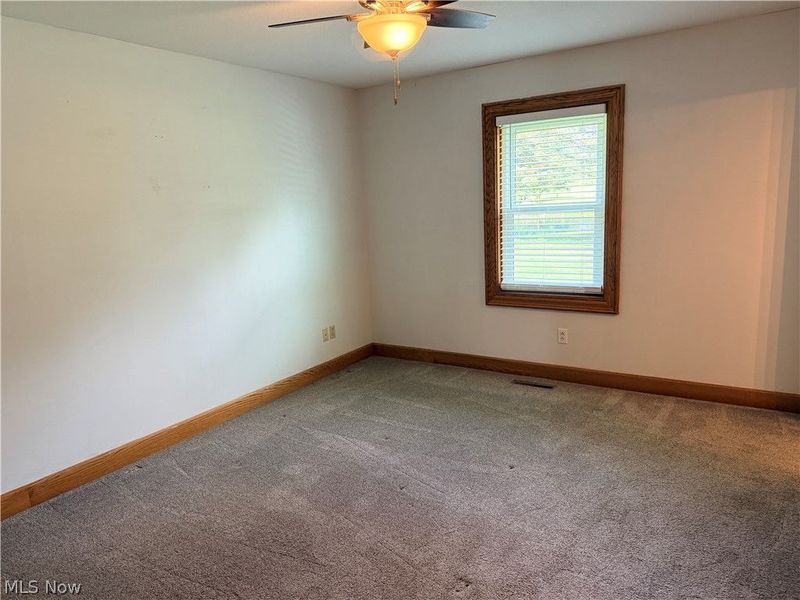 46170 Crestview Road, New Waterford, OH 44445 Photo 16