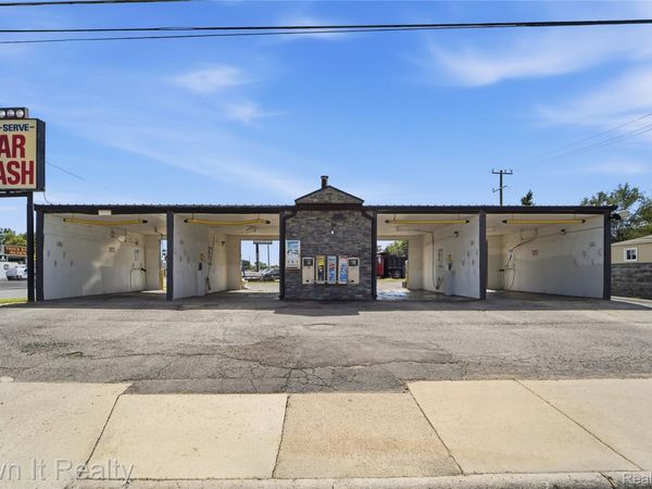 3360 Dix Highway , Lincoln Park, Mi 48146
