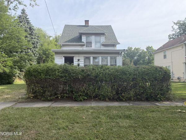 1833 Clay Avenue , Toledo, OH 43608