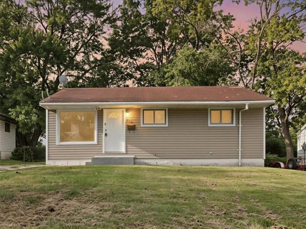 146 Grampian Road, St Louis, MO 63137