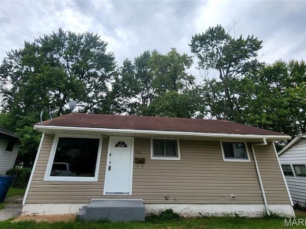 146 Grampian Road , Unincorporated, MO 63137
