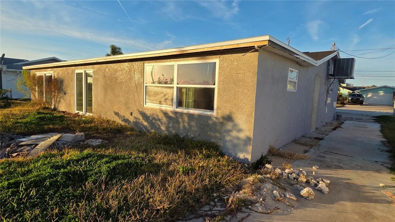 4020 Headsail Drive , New Port Richey, FL 34652 Photo