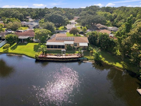 10681 SEMINOLE FOREST STREET E, SEMINOLE, FL 33778