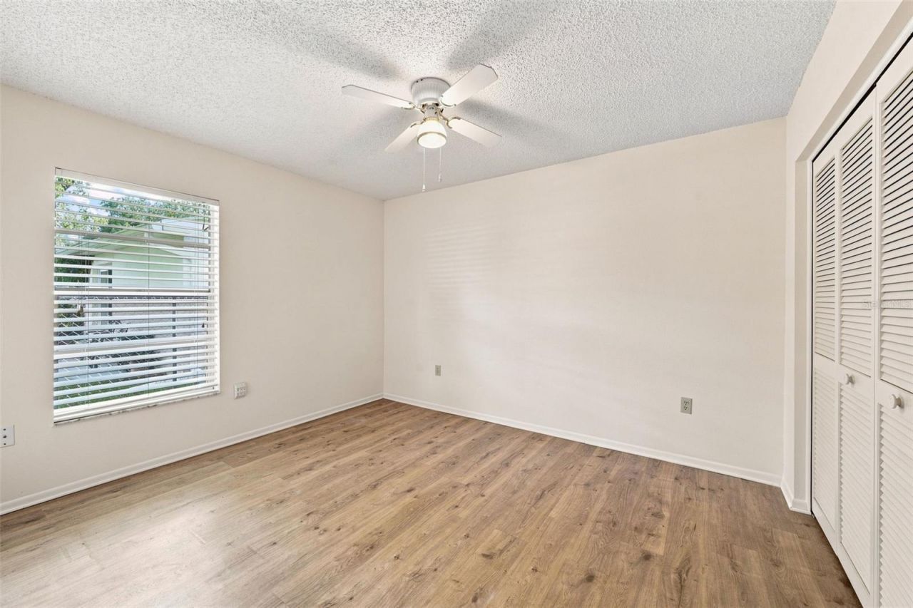 10681 Seminole Forest Street E, Seminole, FL 33778 Photo