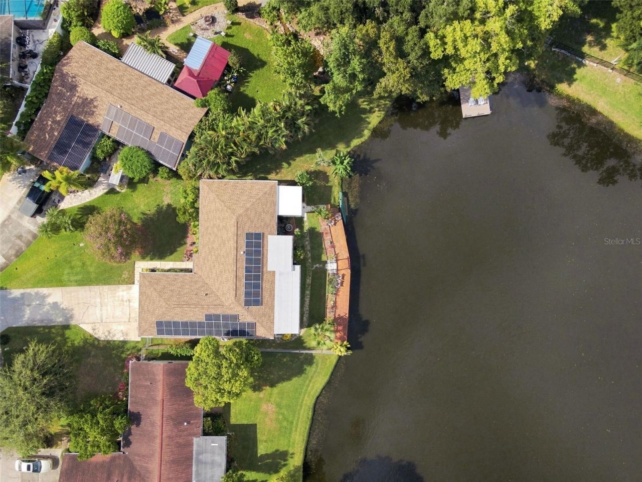 10681 Seminole Forest Street E, Seminole, FL 33778 Photo