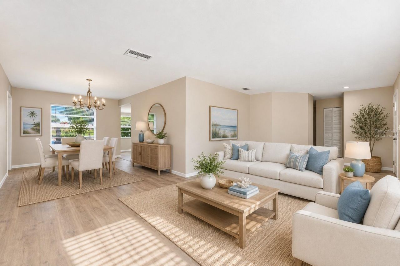 10681 Seminole Forest Street E, Seminole, FL 33778 Photo