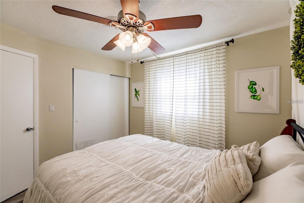 3716 Mundy Ridge Drive , Sarasota, FL 34233 Photo