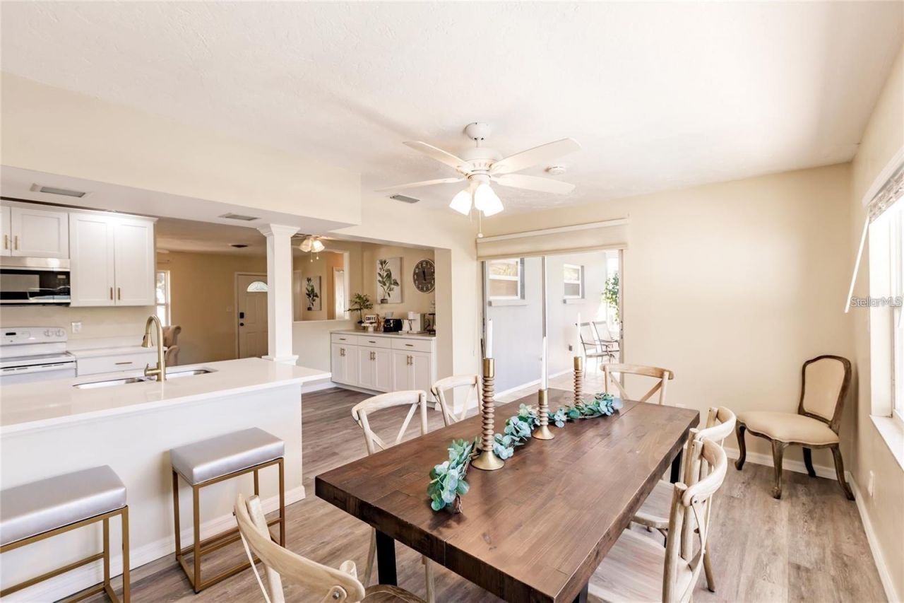 3716 Mundy Ridge Drive , Sarasota, FL 34233 Photo