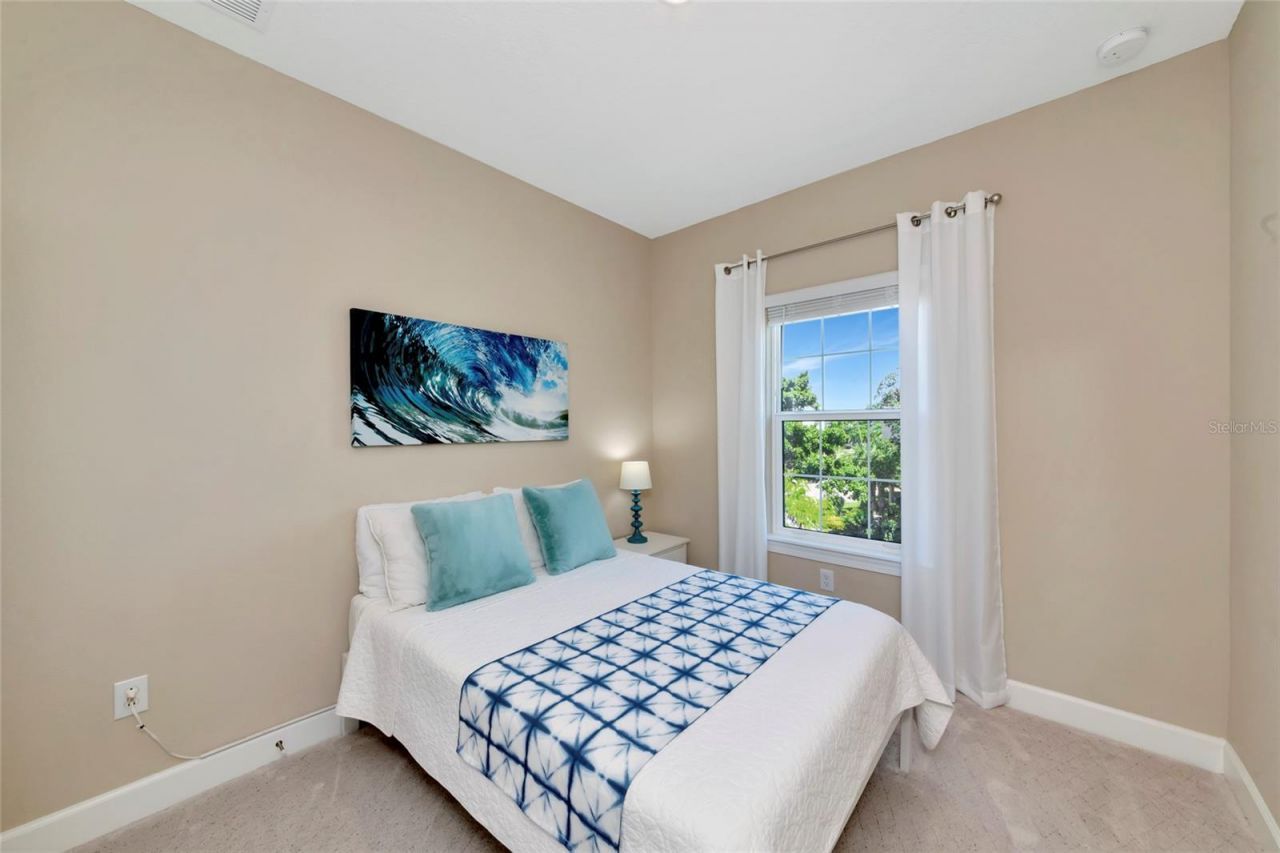 5589 Cannes Circle, Unit 4-102, Sarasota, FL 34231 Photo
