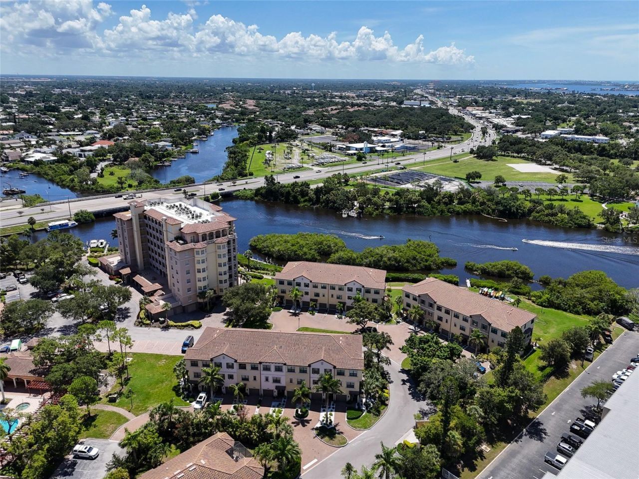 5589 Cannes Circle, Unit 4-102, Sarasota, FL 34231 Photo