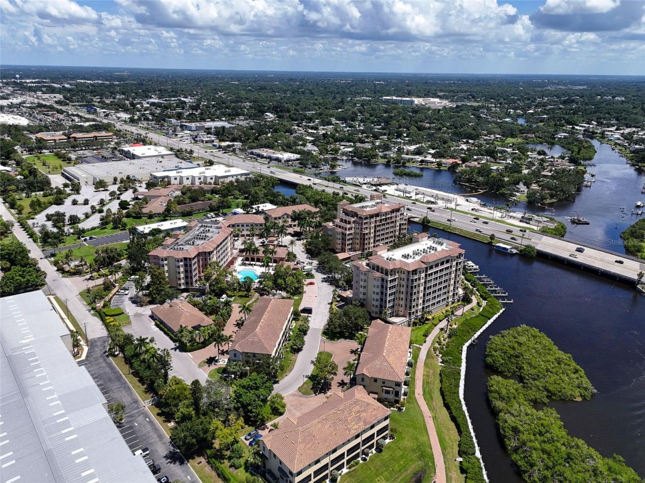 5589 Cannes Circle, Unit 4-102, Sarasota, FL 34231 Photo