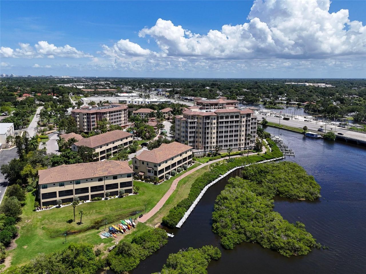 5589 Cannes Circle, Unit 4-102, Sarasota, FL 34231 Photo