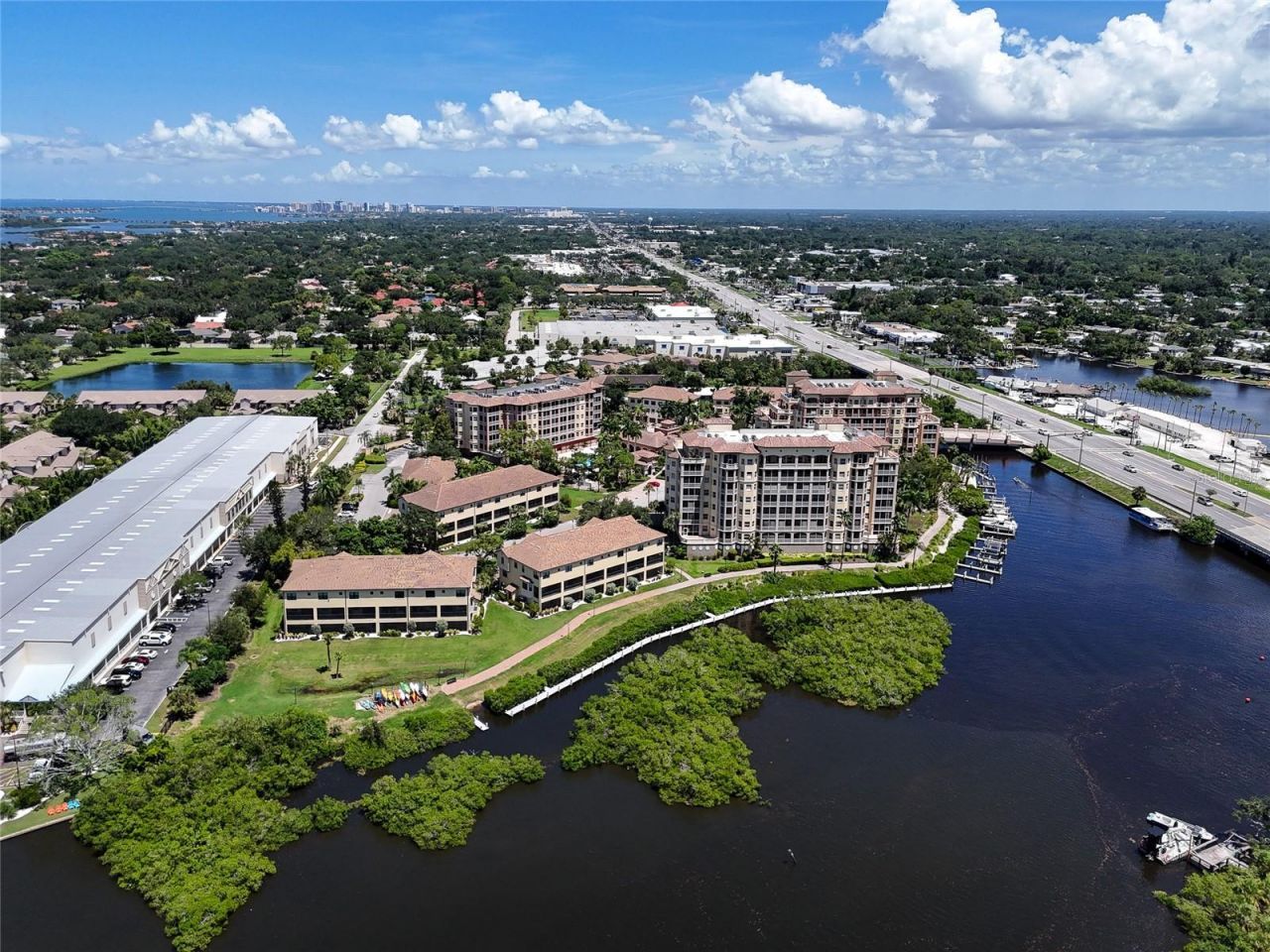 5589 Cannes Circle, Unit 4-102, Sarasota, FL 34231 Photo
