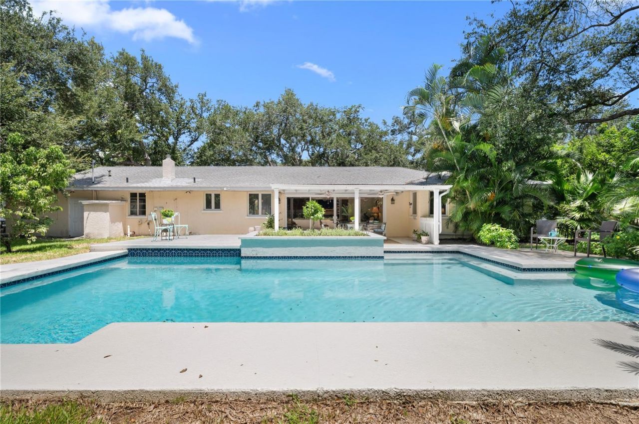 1722 North Drive, Sarasota, FL 34239 Photo