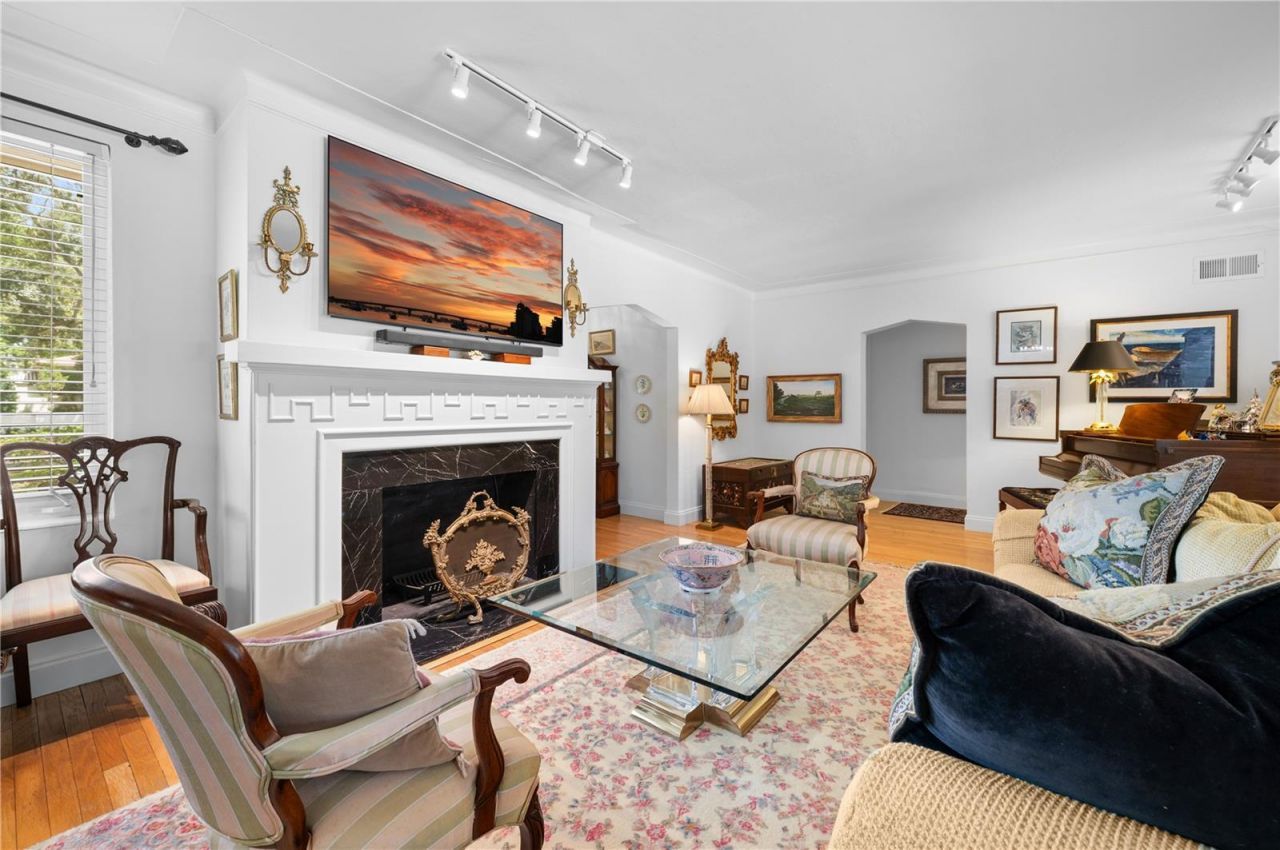 1722 North Drive, Sarasota, FL 34239 Photo