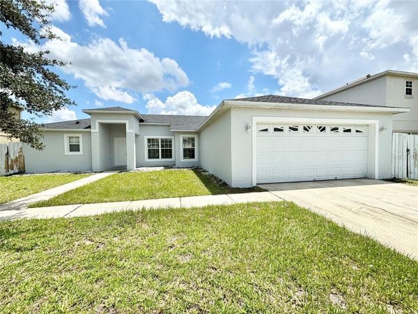 362 AYLESBURY COURT , KISSIMMEE, FL 34758