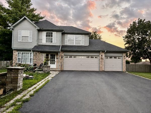 1178 Golden Oaks Parkway , Aurora, IL 60506
