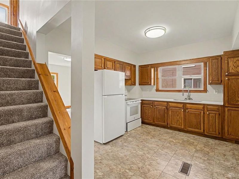 17 E Cottage Avenue, Dayton, OH 45449 Photo 9