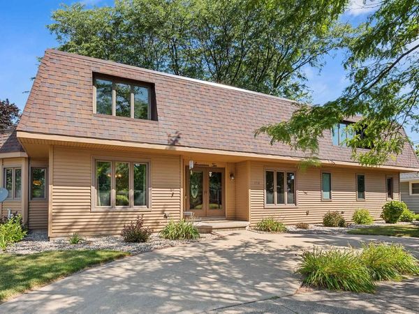1710 W MARQUETTE STREET, Appleton, WI 54914