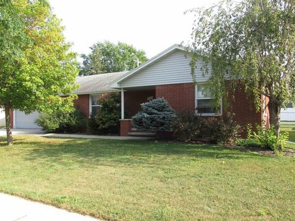 1047 E PERSHING STREET, Appleton, WI 54911