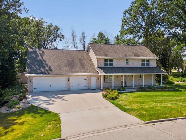 120 E GLENBROOK DRIVE, Pulaski, WI 54162