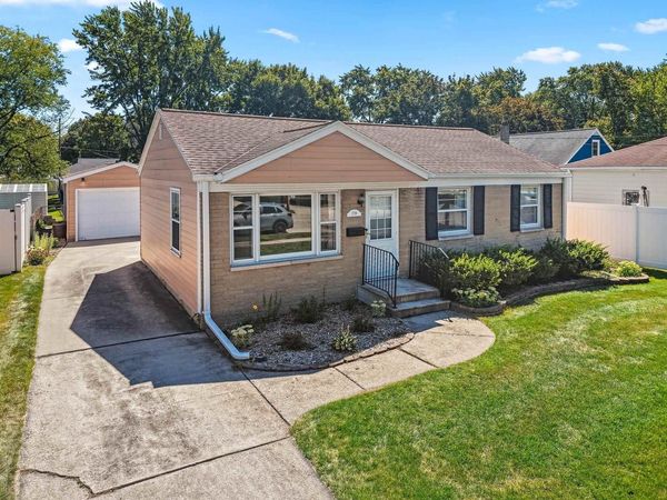 1739 12TH AVENUE, Green Bay, WI 54304