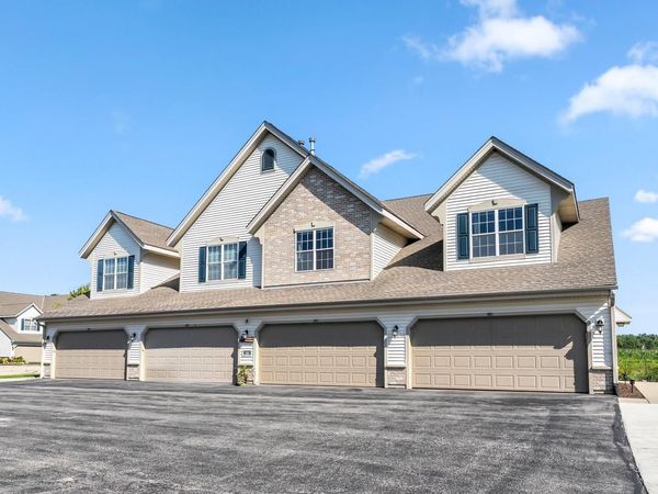 981 Hastings COURT, Unit 202, Racine, WI 53406