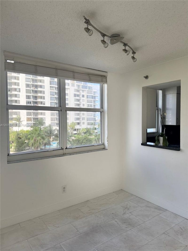 770 Claughton Island Dr , Unit 601, Miami, FL 33131 Photo