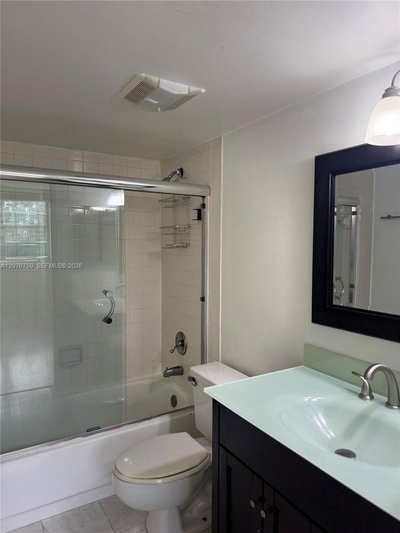 770 Claughton Island Dr , Unit 601, Miami, FL 33131 Photo