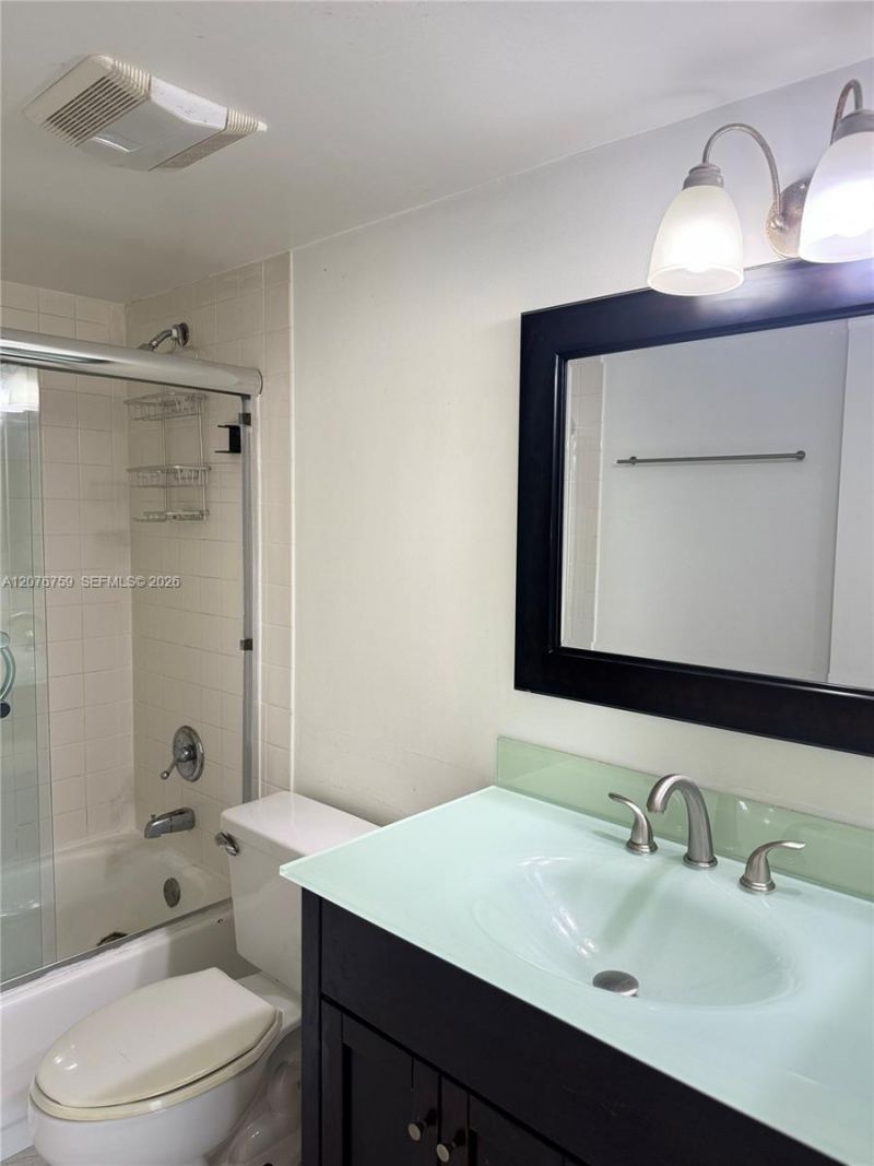 770 Claughton Island Dr , Unit 601, Miami, FL 33131 Photo